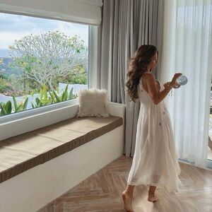 ZARA STUNNING MIDI DRESS WHITE